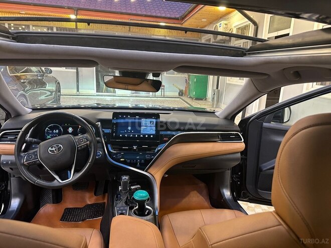 Toyota Camry-7