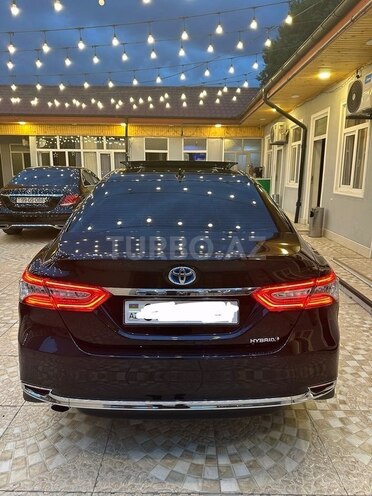 Toyota Camry-3