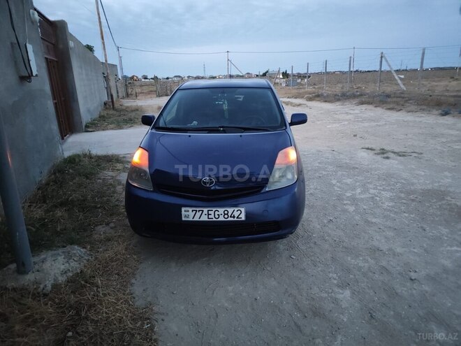 Toyota Prius-1