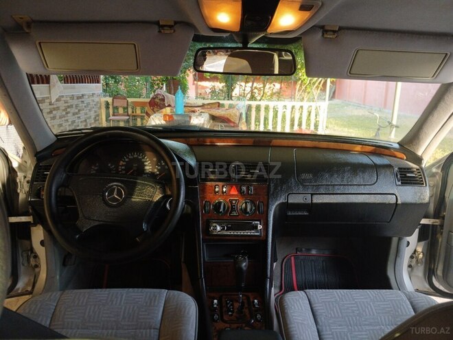 Mercedes C 200 1999, 300,000 km - 2.0 l - Kürdəmir