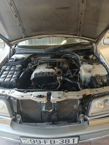 Mercedes C 200 1999, 300,000 km - 2.0 l - Kürdəmir
