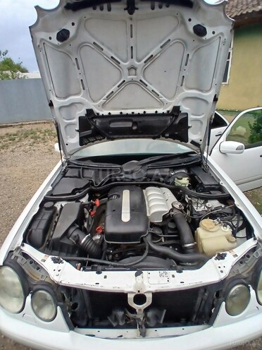Mercedes E 220 d 1998, 472,146 km - 2.2 l - Masallı