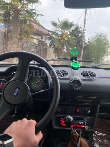 LADA (VAZ) 2106 2001, 80,000 km - 1.6 l - Salyan