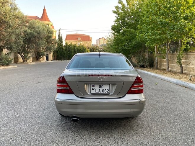 Mercedes C 230 2004, 197,000 km - 1.8 l - Bakı
