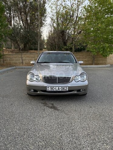 Mercedes C 230 2004, 197,000 km - 1.8 l - Bakı