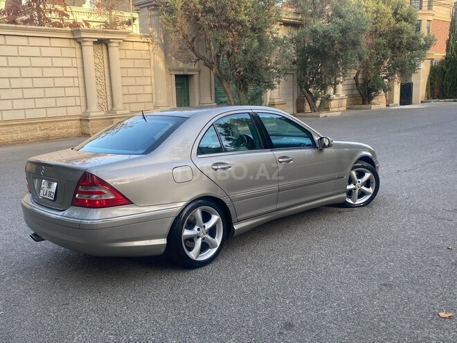 Mercedes C 230 2004, 197,000 km - 1.8 l - Bakı