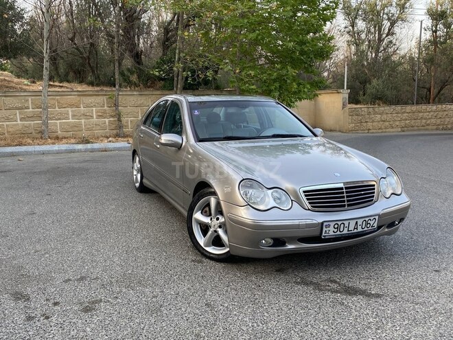 Mercedes C 230 2004, 197,000 km - 1.8 l - Bakı