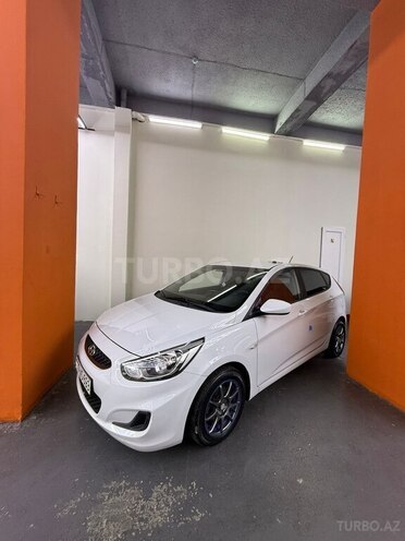 Hyundai Accent 2018, 175,000 km - 1.6 l - Bakı