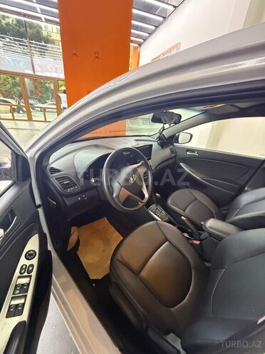 Hyundai Accent 2018, 175,000 km - 1.6 l - Bakı