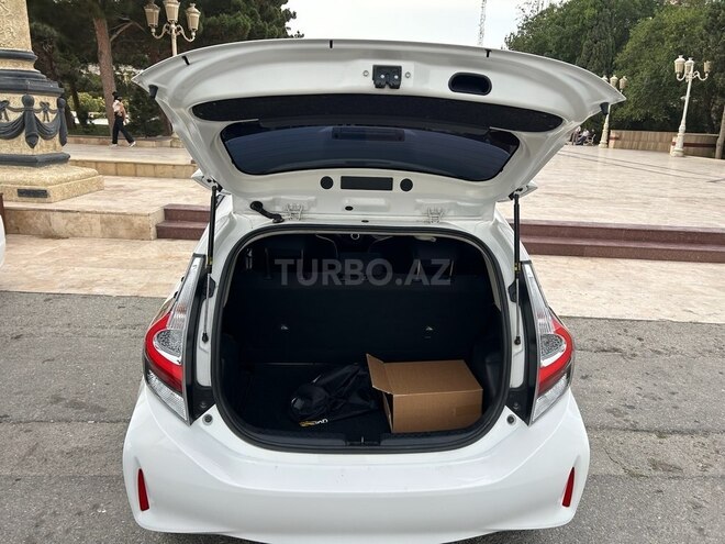Toyota Aqua 2017, 83,000 km - 1.5 l - Bakı