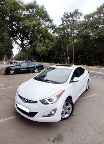Hyundai Elantra 2015, 98,600 km - 1.8 л - Masallı