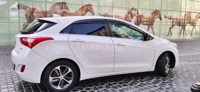 Hyundai i30 2015, 133,437 km - 1.6 l - Bakı