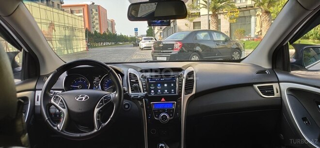 Hyundai i30 2015, 133,437 km - 1.6 l - Bakı