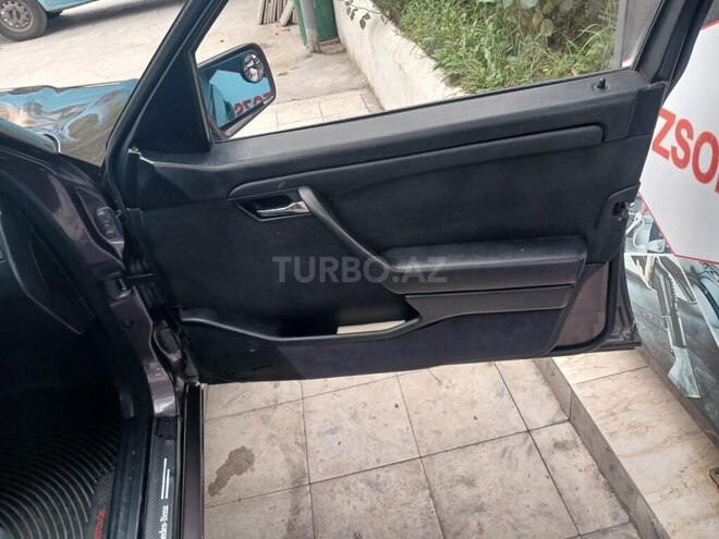 Mercedes C 180 1995, 456,000 km - 1.8 l - Qazax