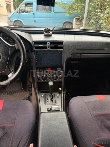 Mercedes C 180 1995, 456,000 km - 1.8 l - Qazax