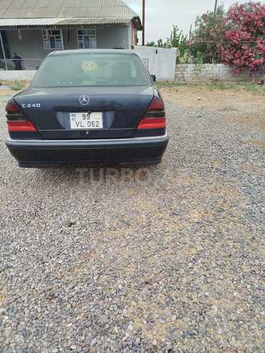 Mercedes C 240 1998, 200,000 km - 2.4 л - Neftçala
