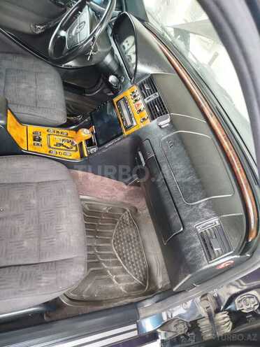 Mercedes C 240 1998, 200,000 km - 2.4 л - Neftçala