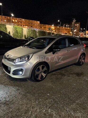 Kia Rio 2011, 250,000 km - 1.1 l - Bakı