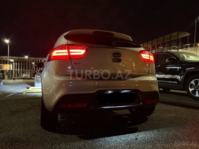 Kia Rio 2011, 250,000 km - 1.1 l - Bakı