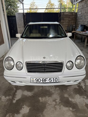 Mercedes E 240 1999, 229,815 km - 2.4 л - Sumqayıt