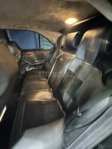 Mercedes E 240 1999, 482,000 km - 2.4 l - Bakı