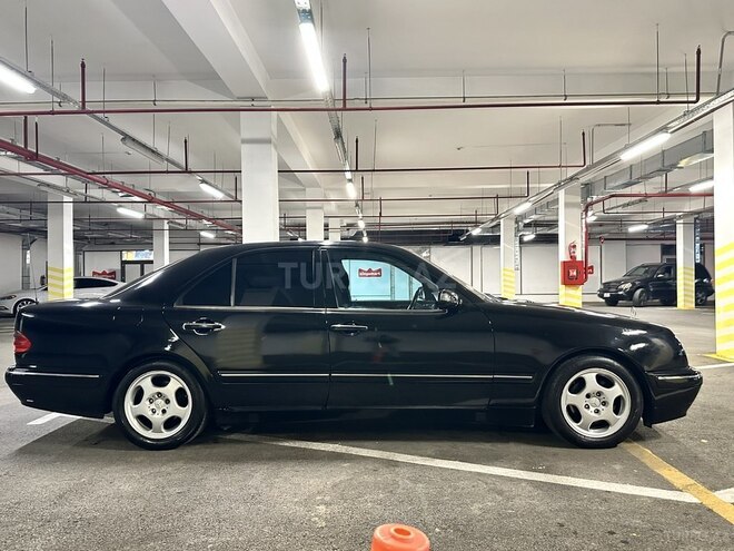 Mercedes E 240 1999, 482,000 km - 2.4 l - Bakı