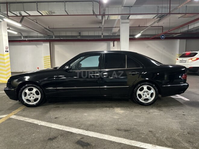Mercedes E 240 1999, 482,000 km - 2.4 l - Bakı