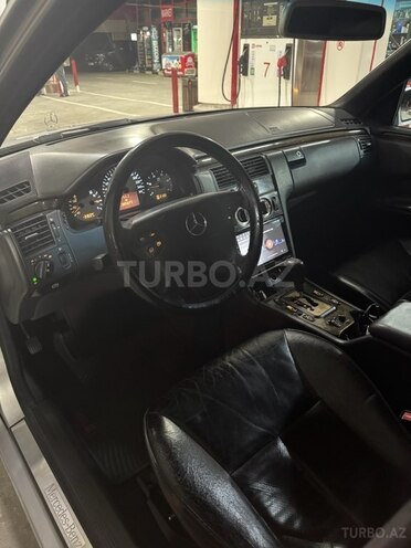 Mercedes E 270 2000, 382,000 km - 2.7 l - Bakı