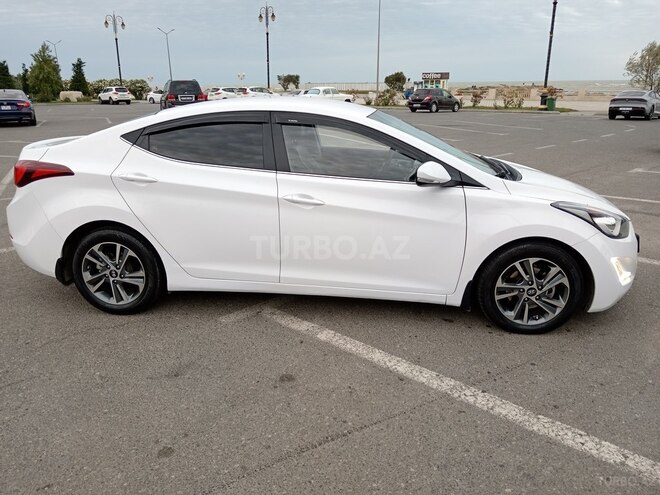 Hyundai Avante 2015, 177,200 km - 1.6 л - Bakı