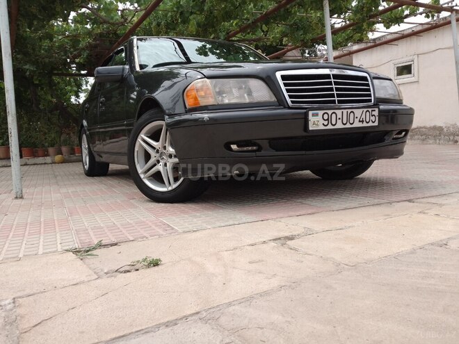Mercedes C 220 1993, 150,000 km - 2.2 л - Salyan