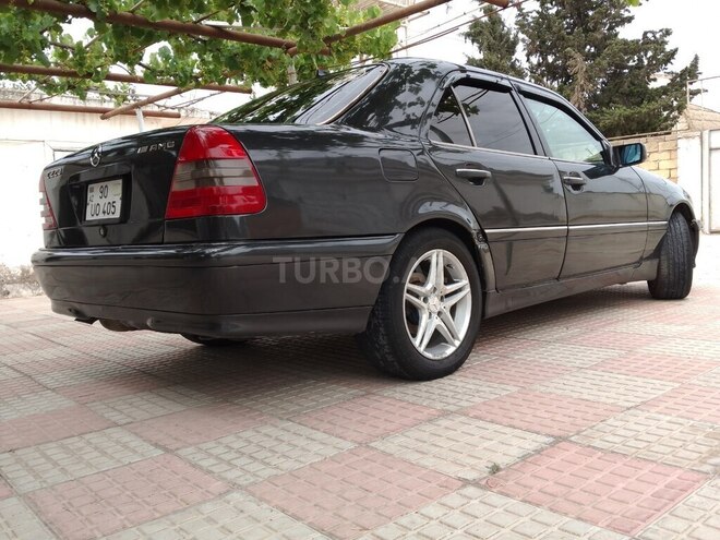 Mercedes C 220 1993, 150,000 km - 2.2 л - Salyan