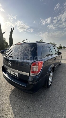 Opel Astra 2007, 215,000 km - 1.4 l - Zərdab