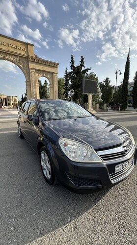 Opel Astra 2007, 215,000 km - 1.4 l - Zərdab