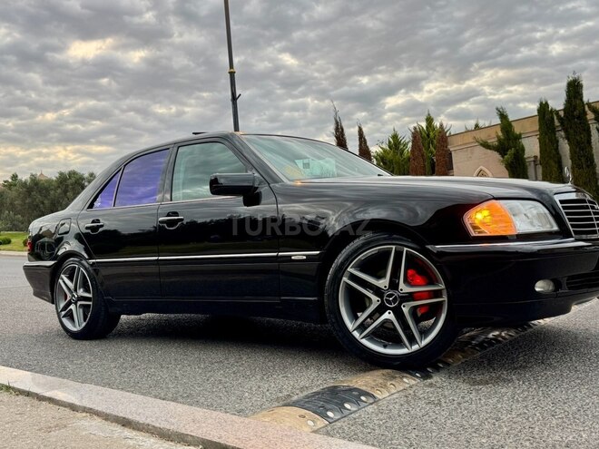 Mercedes C 230-17