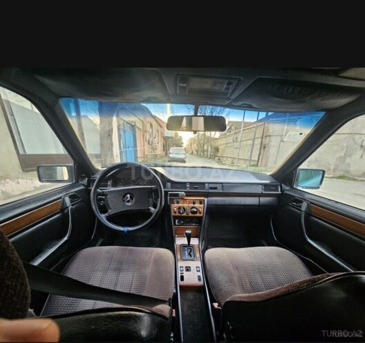 Mercedes E 300 d 1991, 369,000 km - 3.0 л - Bakı