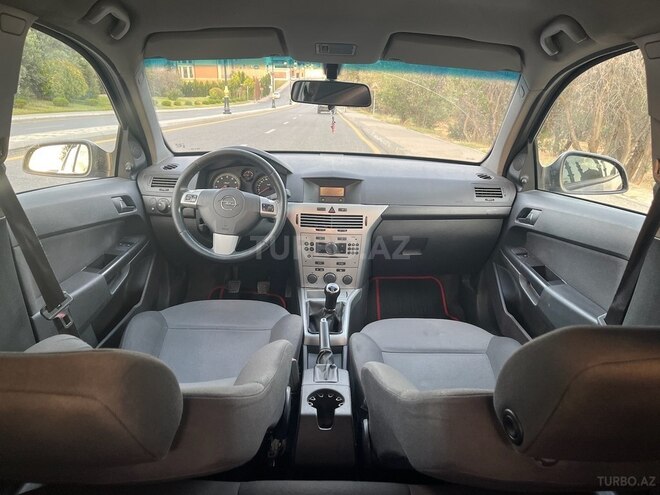 Opel Astra 2010, 229,000 km - 1.4 l - Bakı