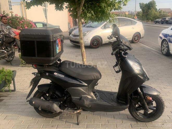 SYM X-PRO-6