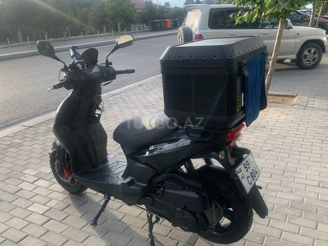 SYM X-PRO-9