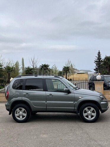 Chevrolet Niva 2018, 145,000 km - 1.7 l - Bakı