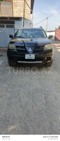 Mitsubishi Outlander 2004, 797,979 km - 2.4 l - Salyan
