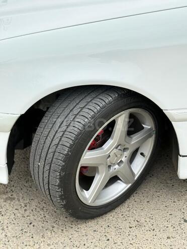 Mercedes C 230 1998, 352,584 km - 2.3 l - Biləsuvar