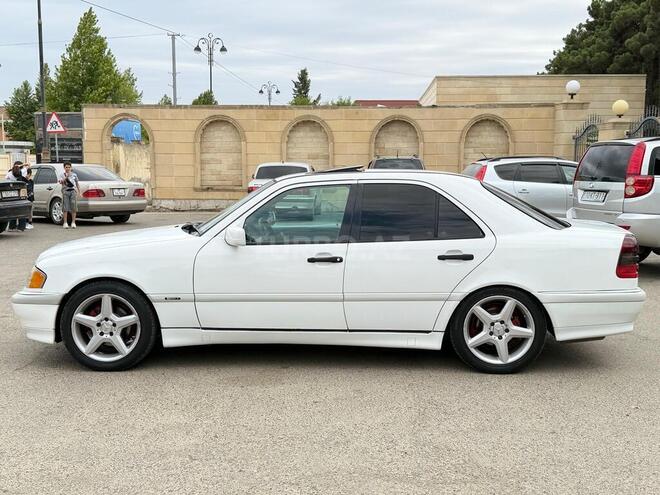 Mercedes C 230 1998, 352,584 km - 2.3 l - Biləsuvar