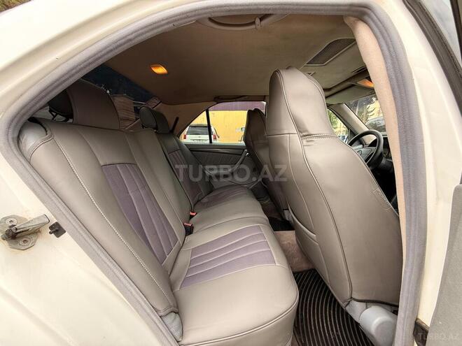 Mercedes C 230 1998, 352,584 km - 2.3 l - Biləsuvar