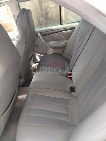 Mercedes C 230 1998, 352,584 km - 2.3 l - Biləsuvar