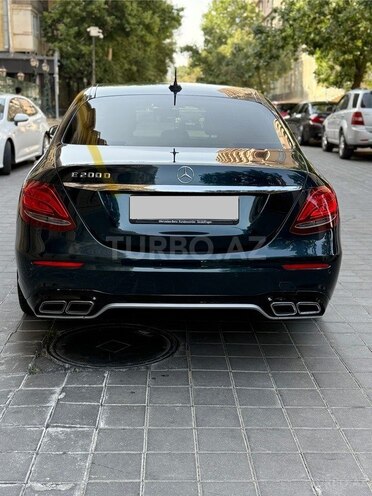 Mercedes E 200 d 2016, 211,112 km - 2.0 l - Bakı