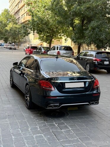 Mercedes E 200 d 2016, 211,112 km - 2.0 l - Bakı