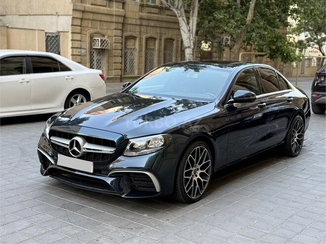 Mercedes E 200 d 2016, 211,112 km - 2.0 l - Bakı