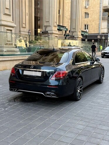 Mercedes E 200 d 2016, 211,112 km - 2.0 l - Bakı