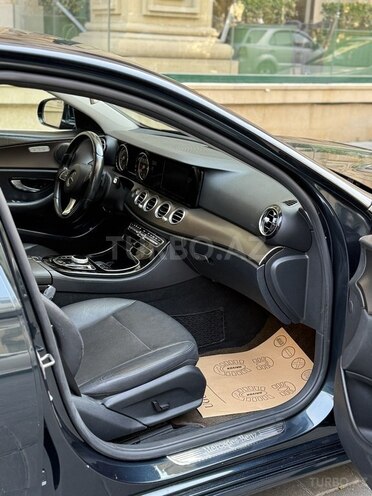 Mercedes E 200 d 2016, 211,112 km - 2.0 l - Bakı