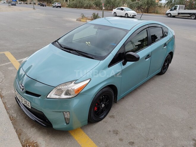 Toyota Prius-6